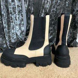 Combat/Rain Boots from Forever 21. Size 8. Never worn.